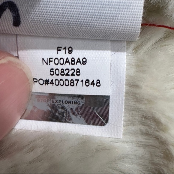 North Face infant coat, 3-6 mo., lined in faux fur, warm, fall, winter - Picture 14 of 15